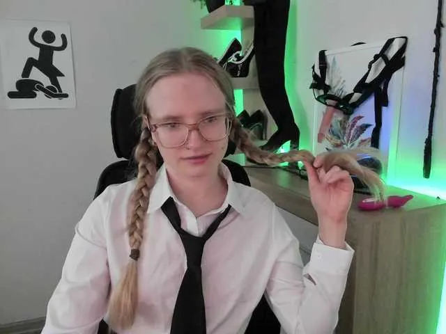 Live sex webcam photo for NancyErotic #291738074