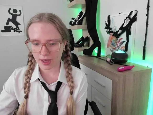 Live sex webcam photo for NancyErotic #291742571