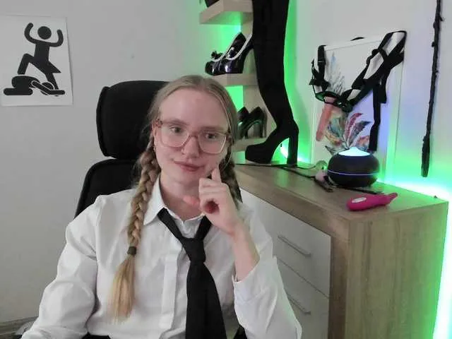 Live sex webcam photo for NancyErotic #291744103