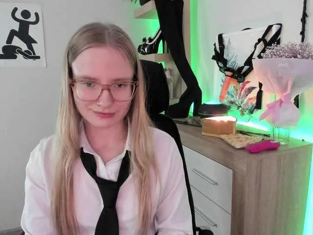 Live sex webcam photo for NancyErotic #291795720