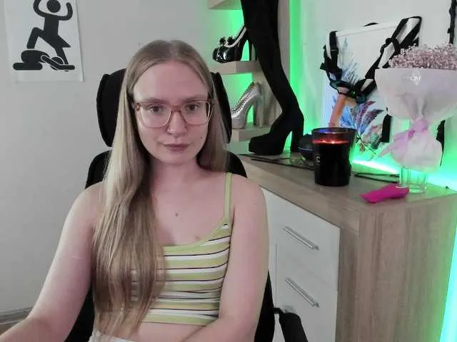 Live sex webcam photo for NancyErotic #291802869