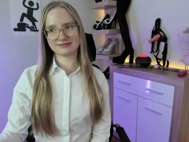 Live sex webcam photo for NancyErotic #291973252