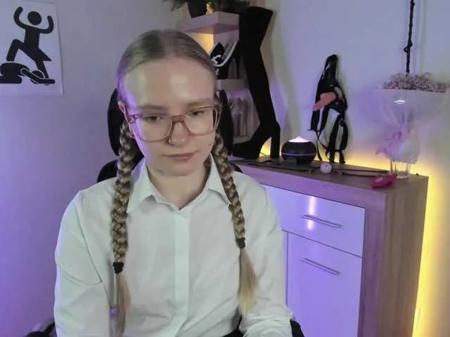 Live sex webcam photo for NancyErotic #291978528