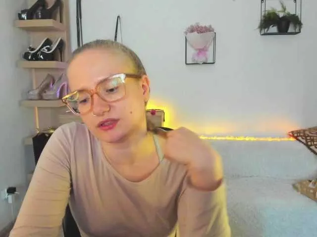 Live sex webcam photo for NancyErotic #292328129
