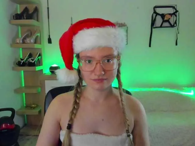 Live sex webcam photo for NancyErotic #292402950