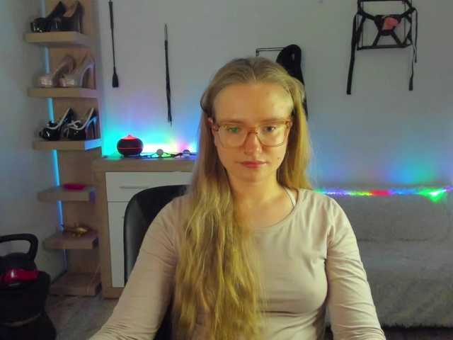 Live sex webcam photo for NancyErotic #292422283