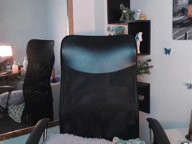 Live sex webcam photo for NanyPrety #290697337