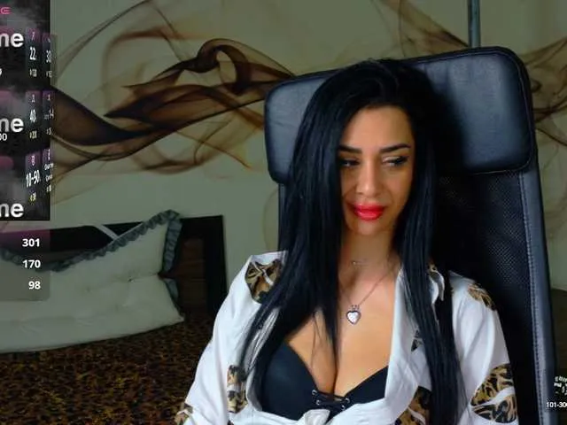Live sex webcam photo for NaomiScarlett #290978931