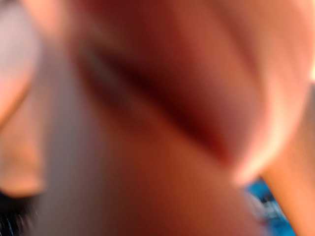 Live sex webcam photo for NaomiSmiths #290538874