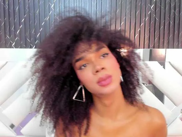 Live sex webcam photo for NaomiSteward #290341727
