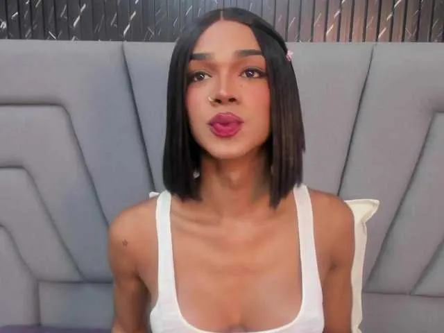 Live sex webcam photo for NaomiSteward #292208117