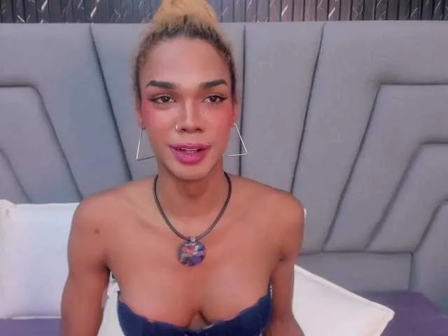 Live sex webcam photo for NaomiSteward #292277324