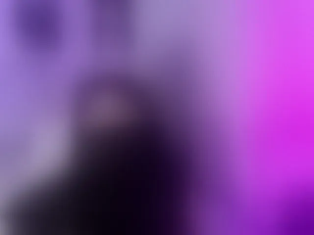 Live sex webcam photo for Naomii- #293679671
