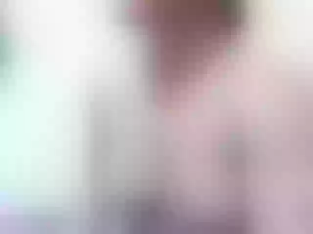 Live sex webcam photo for Naomii18 #291878660