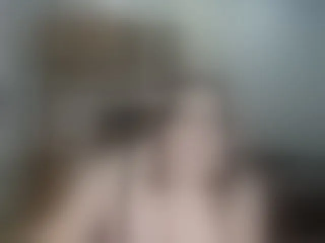 Live sex webcam photo for NaomiiWix #293133223
