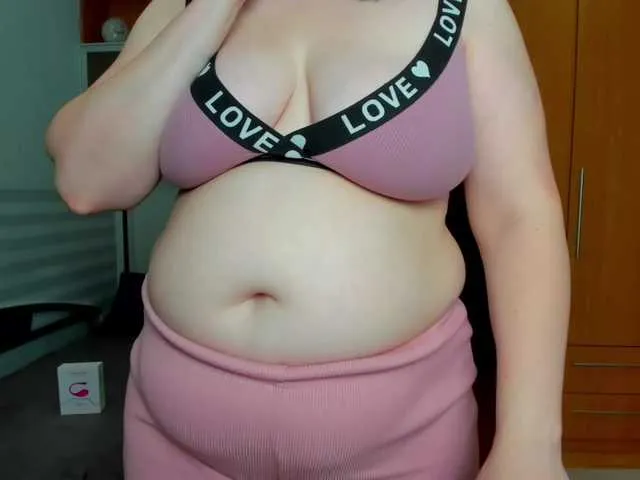 Live sex webcam photo for NaomiiWix #293664517