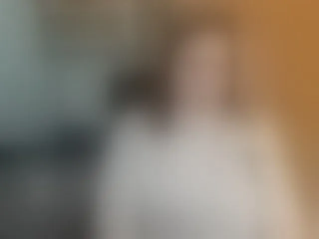 Live sex webcam photo for NaomiiWix #293740908