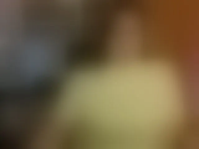 Live sex webcam photo for NaomiiWix #293924182