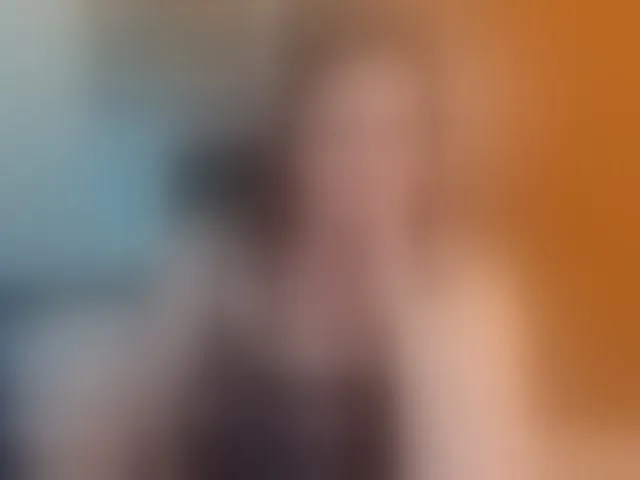 Live sex webcam photo for NaomiiWix #294090163