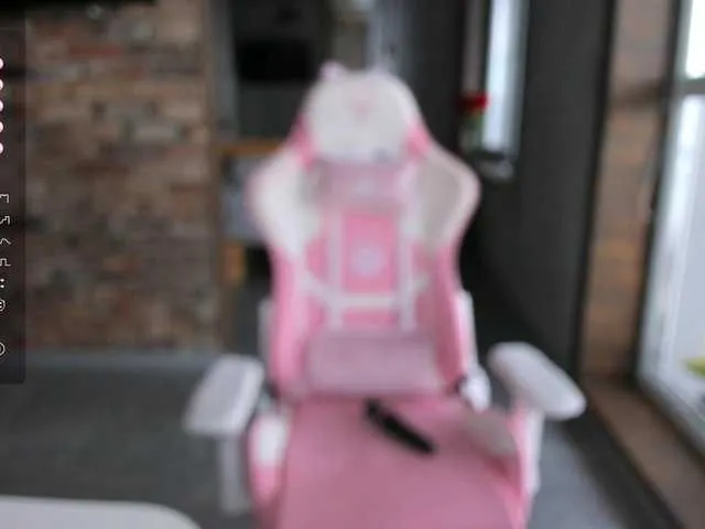 Live sex webcam photo for Naomimif #291512660