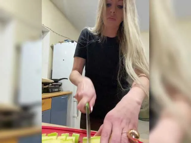 Live sex webcam photo for Nasty-tegress #292337148