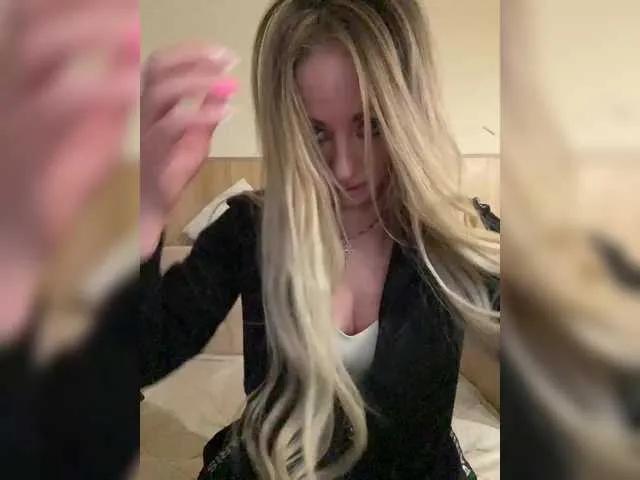 Live sex webcam photo for Nasty-tegress #292354988