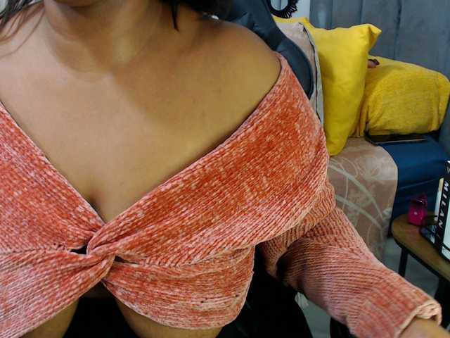 Live sex webcam photo for NastyCronica #291054614