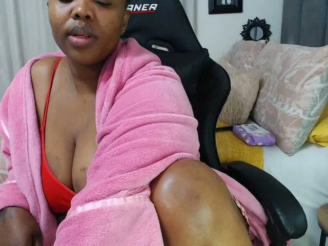 Live sex webcam photo for NastyCronica #291347647