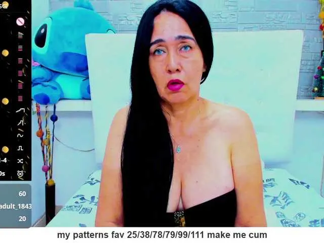 Live sex webcam photo for NastyMilfer #290747400