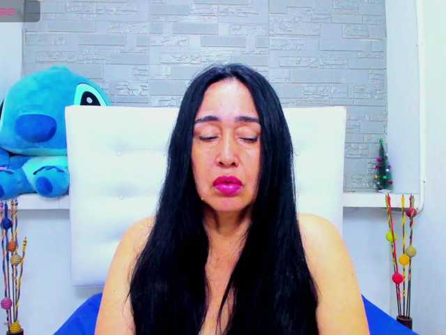 Live sex webcam photo for NastyMilfer #292286484