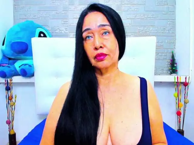 Live sex webcam photo for NastyMilfer #292472445