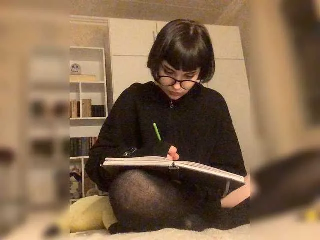 Live sex webcam photo for NastyaMurGustav #292425189