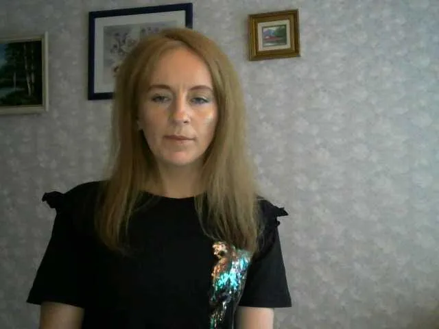 Live sex webcam photo for Nata85085 #275465824