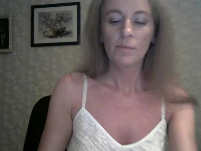 Live sex webcam photo for Nata85085 #276355595