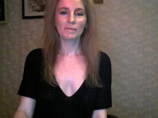 Live sex webcam photo for Nata85085 #277330081