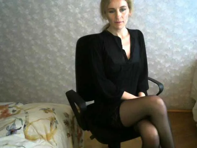 Live sex webcam photo for Nata85085 #277359559