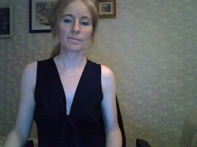 Live sex webcam photo for Nata85085 #278096459