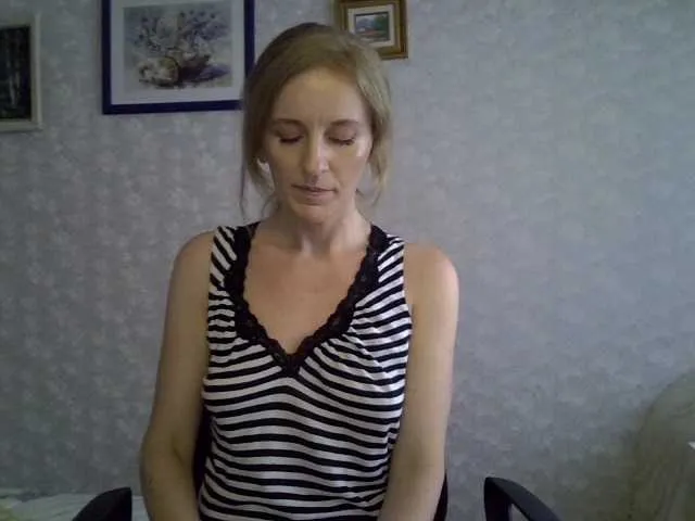 Live sex webcam photo for Nata85085 #289300619