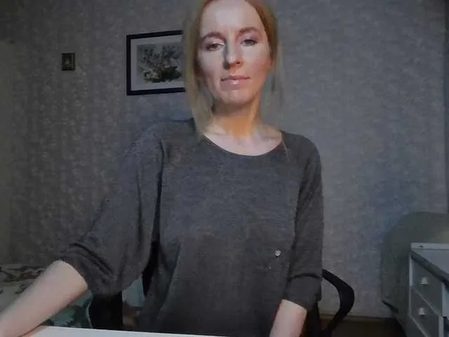 Live sex webcam photo for Nata85085 #291072417