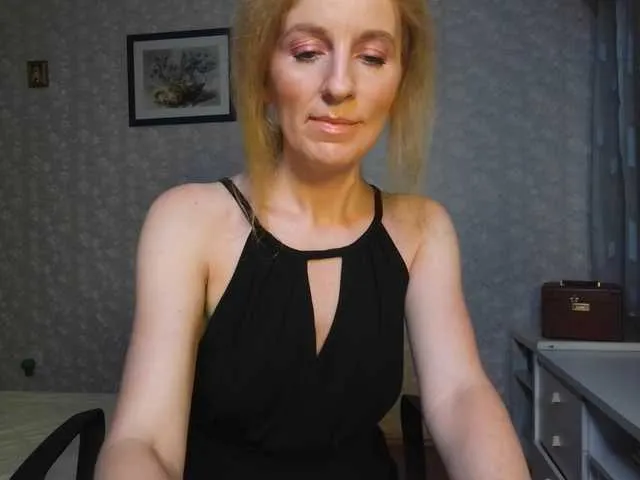 Live sex webcam photo for Nata85085 #291619898