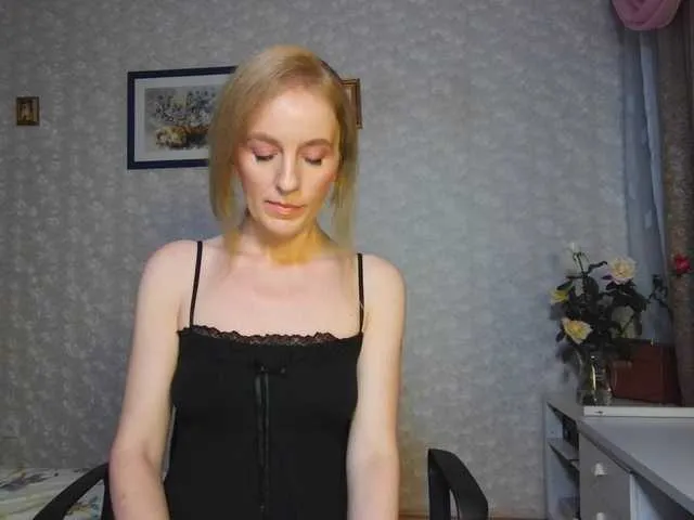 Live sex webcam photo for Nata85085 #291996422