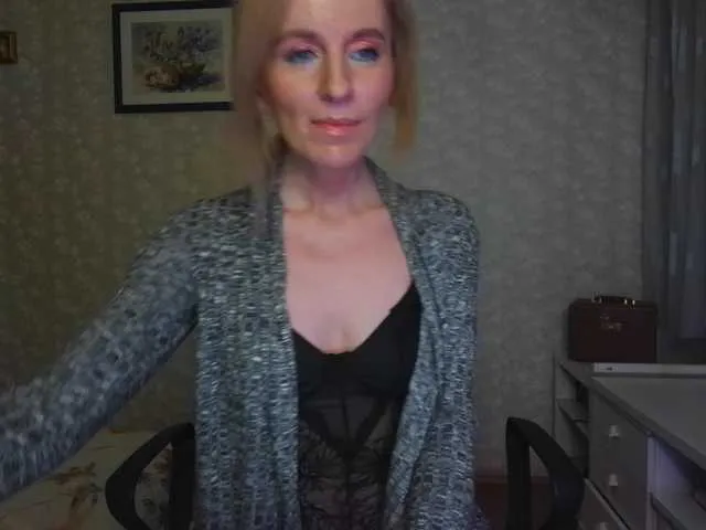 Live sex webcam photo for Nata85085 #292292880