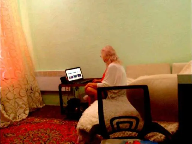 Live sex webcam photo for Natalia7634 #292054054