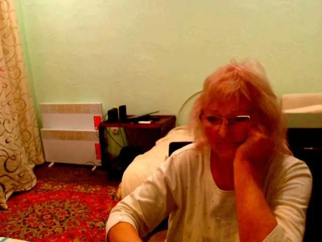 Live sex webcam photo for Natalia7634 #292323584