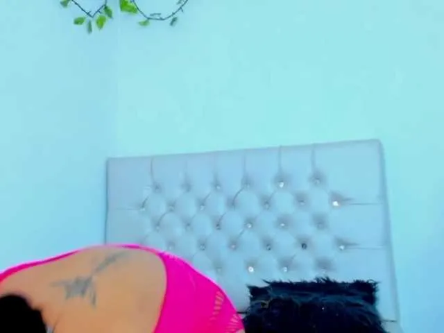 Live sex webcam photo for NataliaTompson #290481607