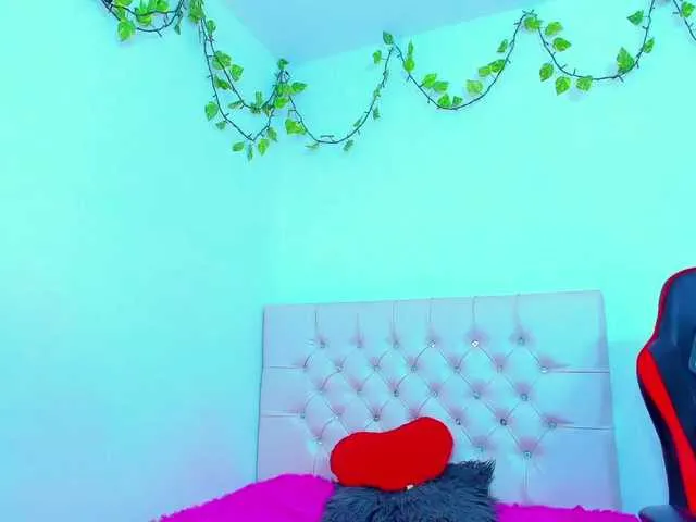 Live sex webcam photo for NataliaTompson #290766289