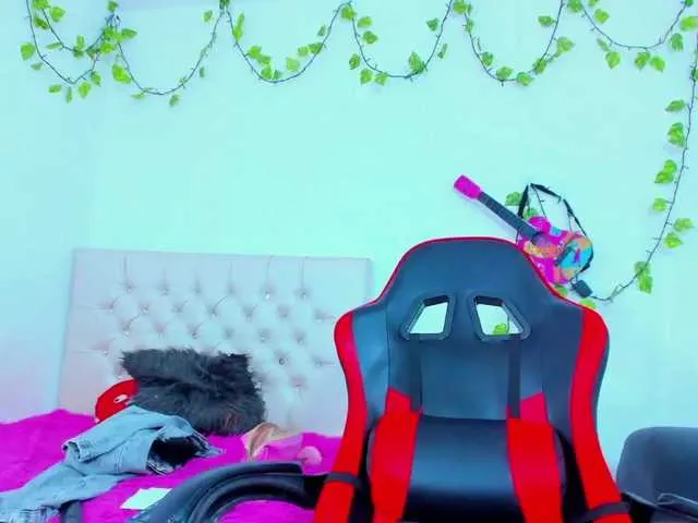 Live sex webcam photo for NataliaTompson #290890110