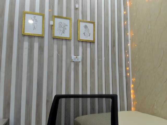 Live sex webcam photo for Nataliasmit #290895425