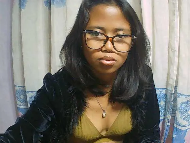 Live sex webcam photo for Natalie-Luxa #293918625