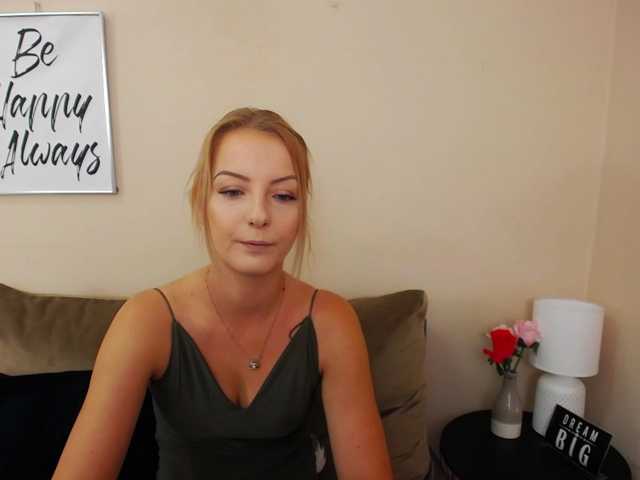 Live sex webcam photo for NatalieKiss #273458371